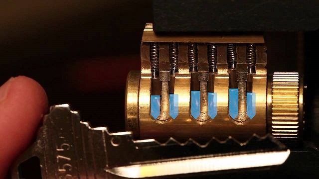 How to Pick the Pin Tumbler Locks with Lock Pick Set - lockpickmall.com